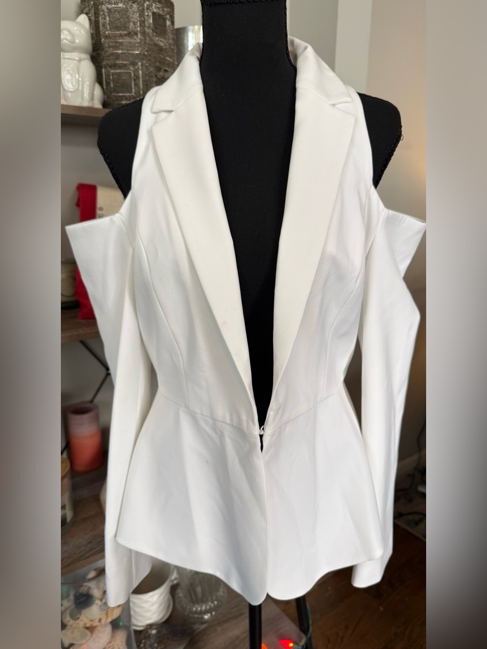 BCBGMAXAZRIA Sasha White Cold Shoulder Blazer Jacket M Bridal Avant Garde Mod